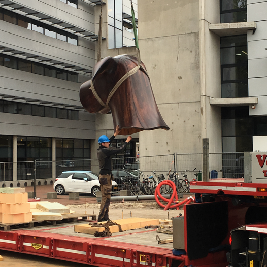 Het hoofd is aan de beurt